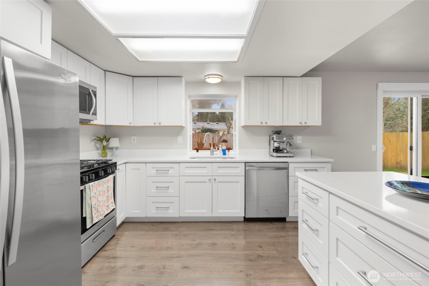 6119 Winnwood Loop SE, Olympia, WA 98513