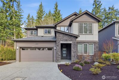 7230 NE 129th St , Kirkland, WA 98034