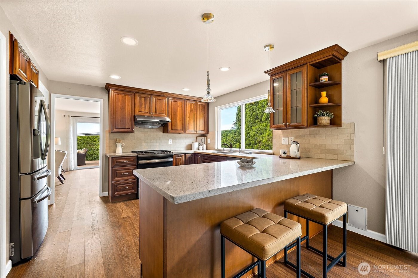 10602 NE 60th Street , Kirkland, WA 98033