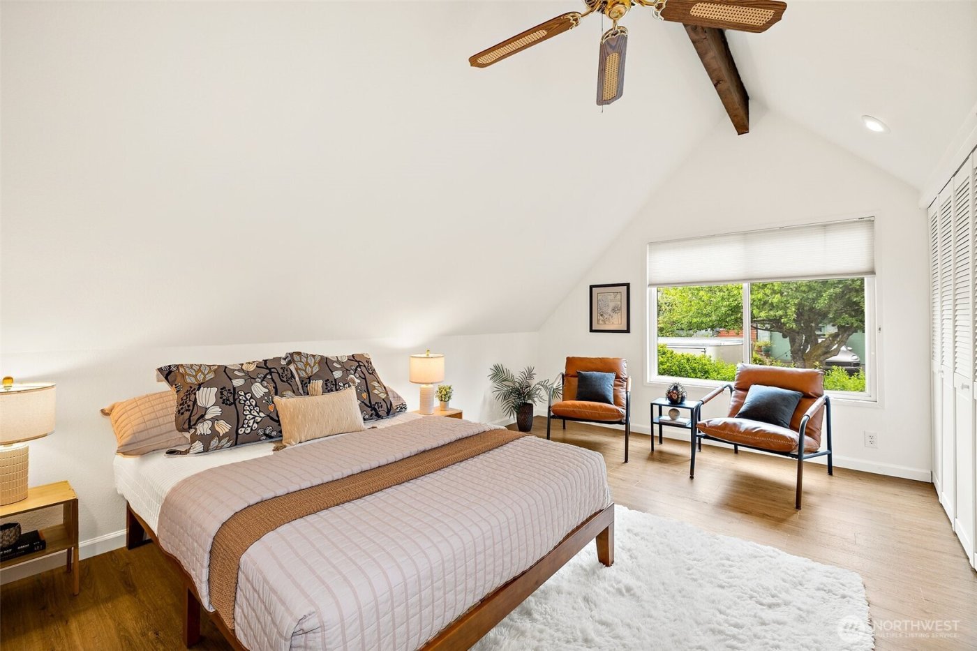 10602 NE 60th Street , Kirkland, WA 98033