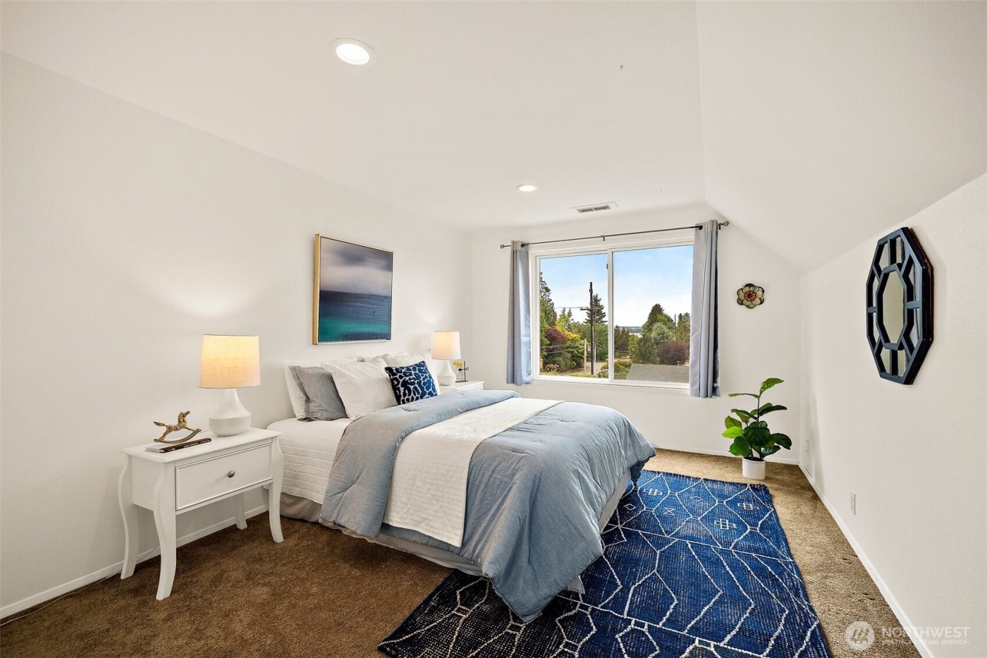 10602 NE 60th Street , Kirkland, WA 98033