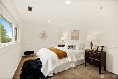 10602 NE 60th Street , Kirkland, WA 98033 - Photo 24