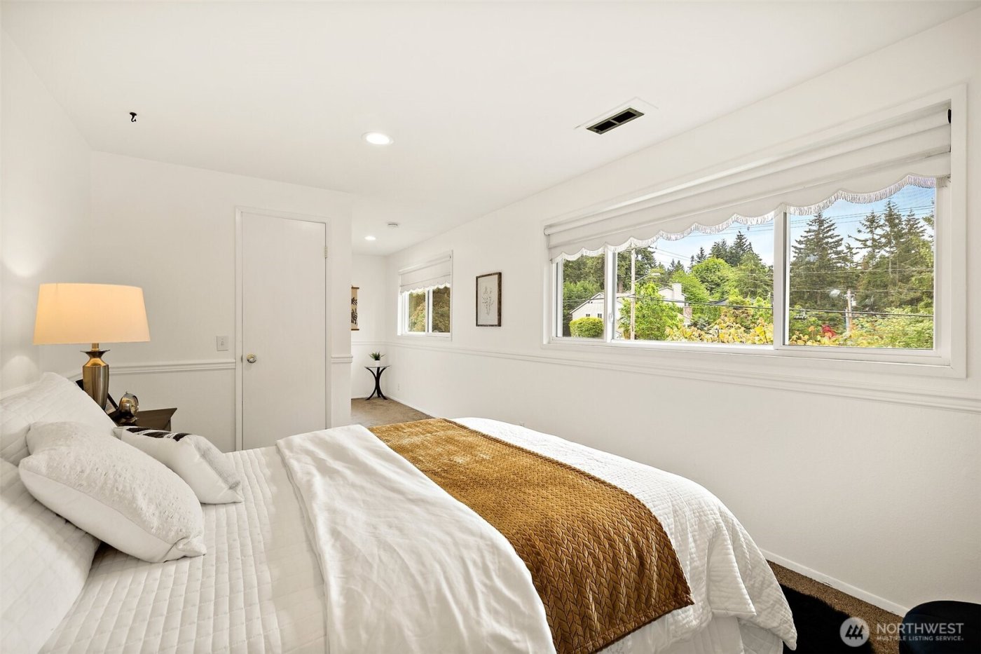 10602 NE 60th Street , Kirkland, WA 98033