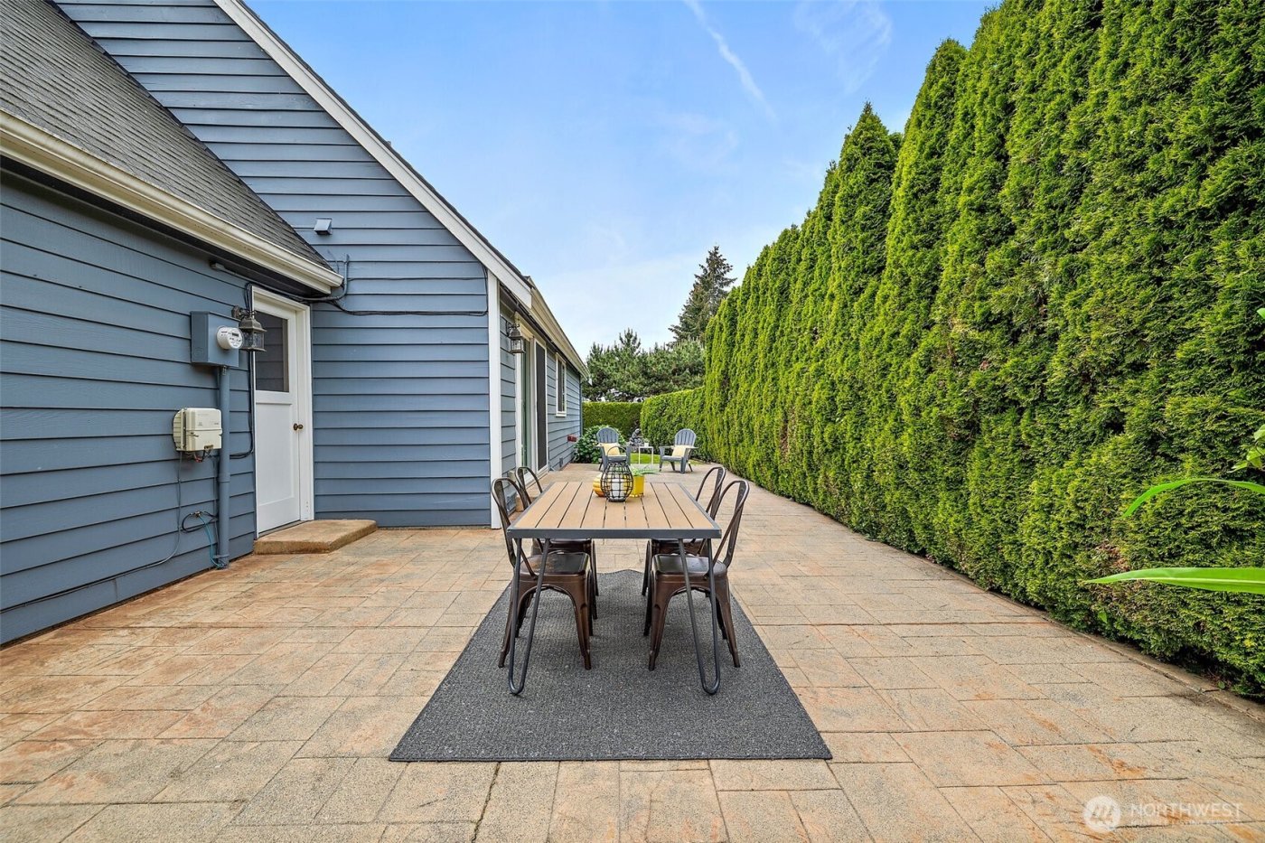 10602 NE 60th Street , Kirkland, WA 98033