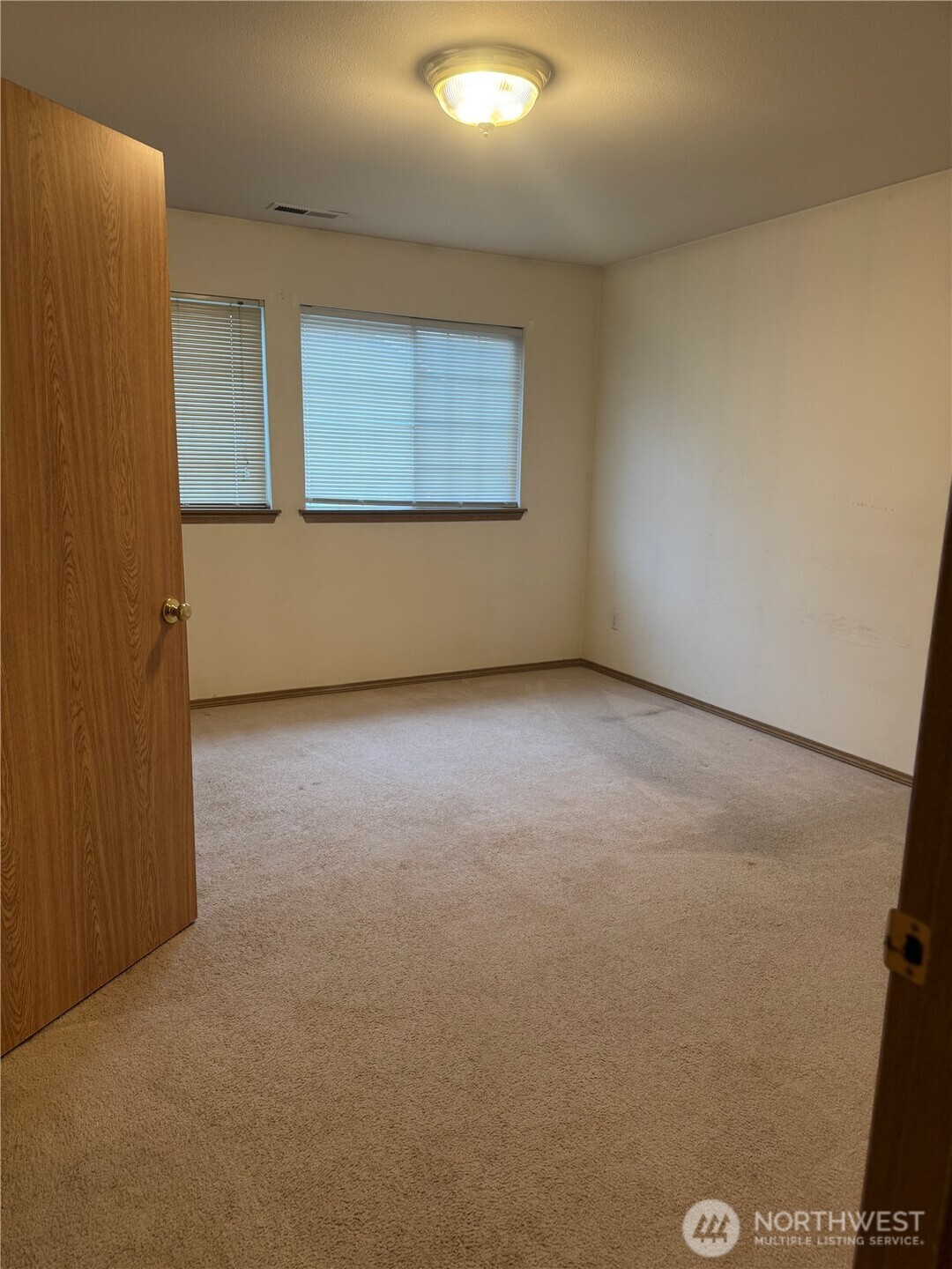 4825 43rd Lane SE, Lacey, WA 98503