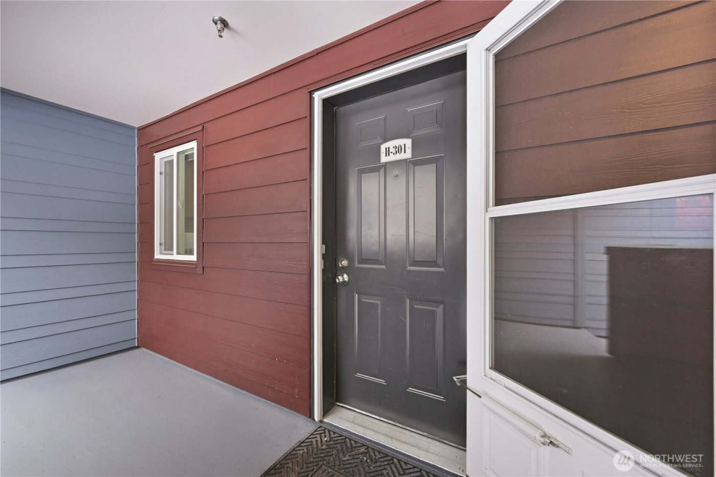 15711 Waynita NE #H301, Bothell, WA 98011