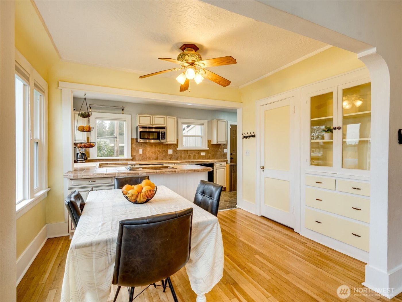 1510 S Kinnear Street , Kelso, WA 98626