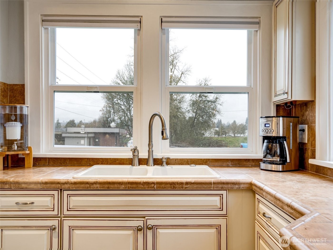 1510 S Kinnear Street , Kelso, WA 98626