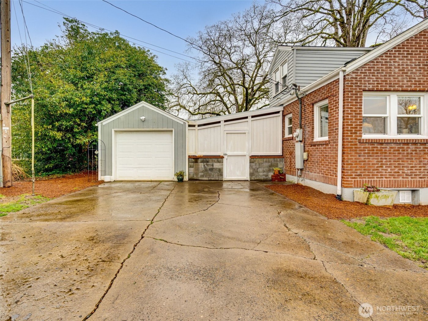 1510 S Kinnear Street , Kelso, WA 98626