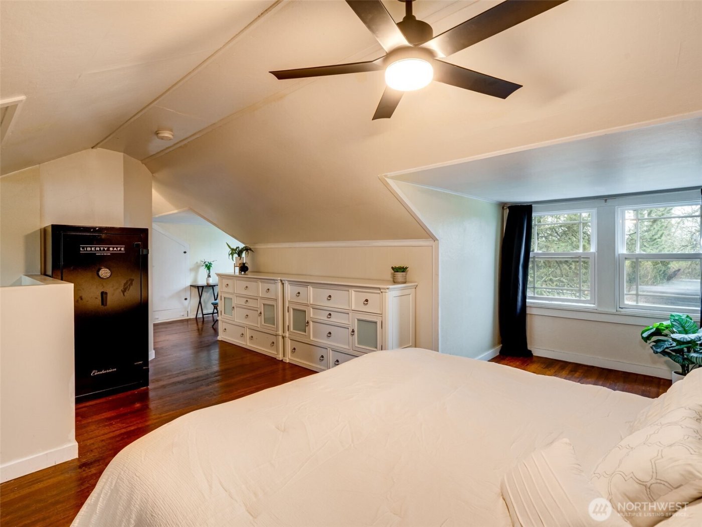 1510 S Kinnear Street , Kelso, WA 98626