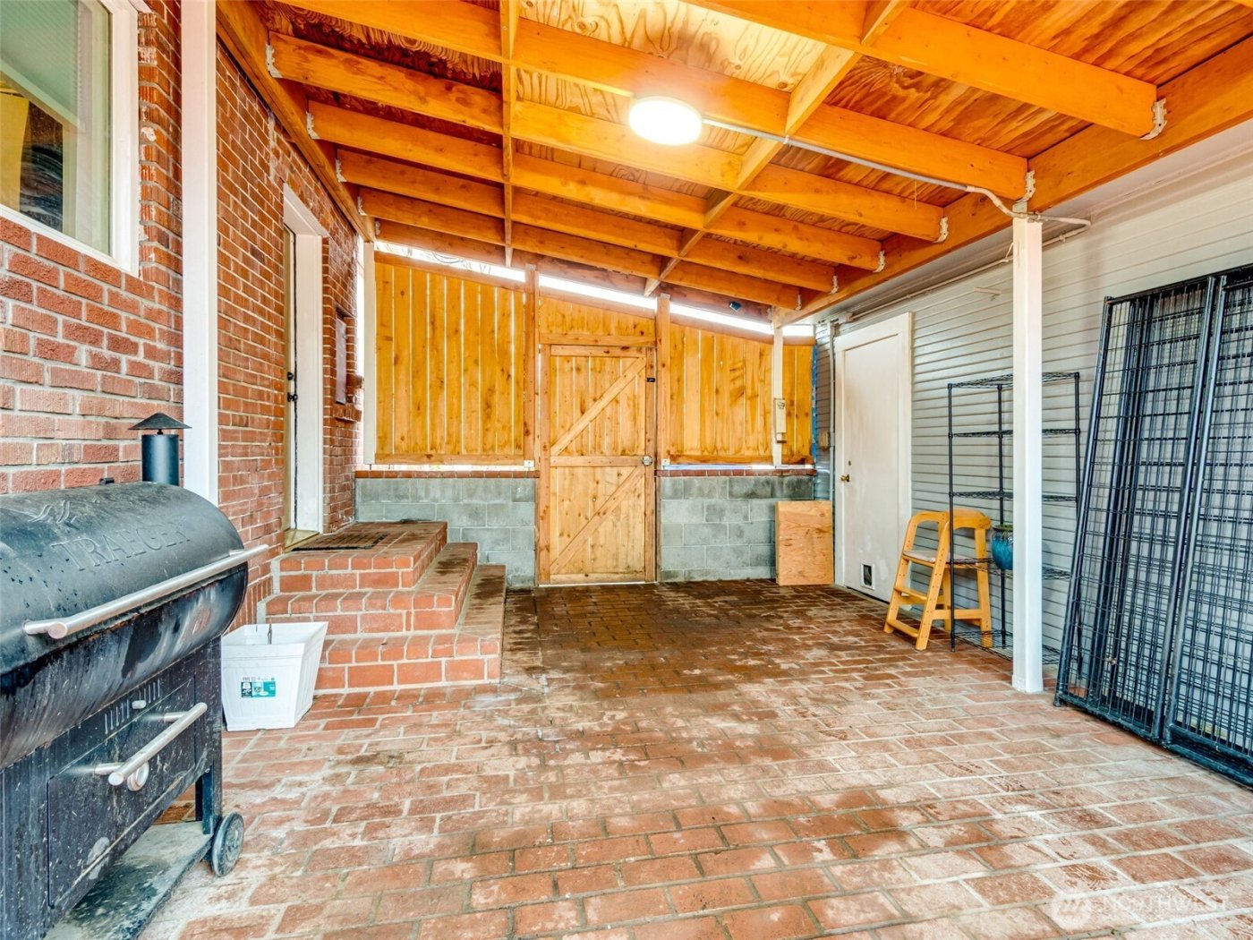 1510 S Kinnear Street , Kelso, WA 98626