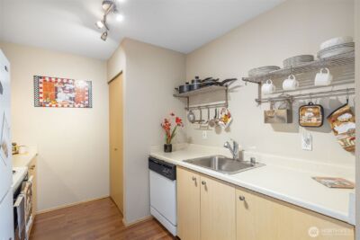 2818 Grand Avenue #B603, Everett, WA 98201 - Photo 16