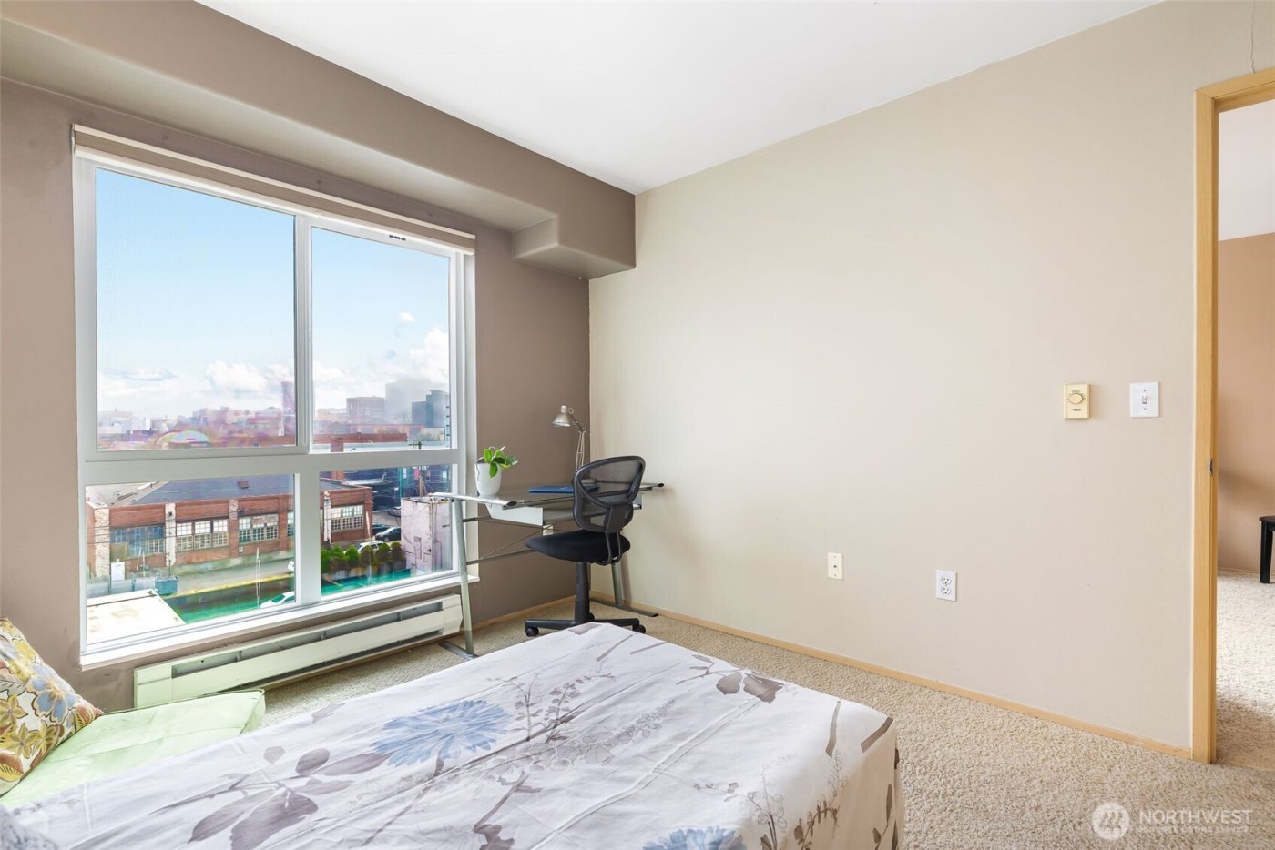 2818 Grand Avenue #B603, Everett, WA 98201