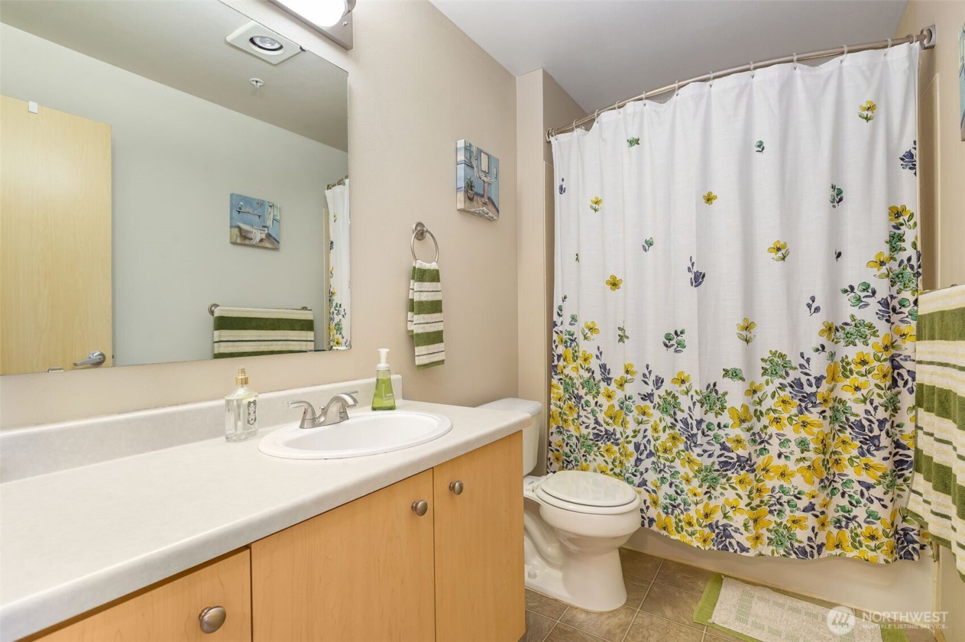 2818 Grand Avenue #B603, Everett, WA 98201