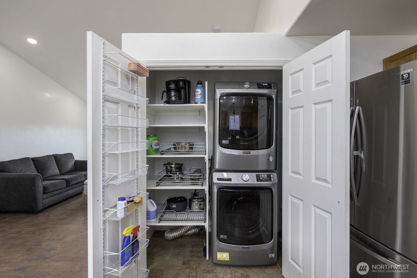 1401 S Hamilton Road , Moses Lake, WA 98837