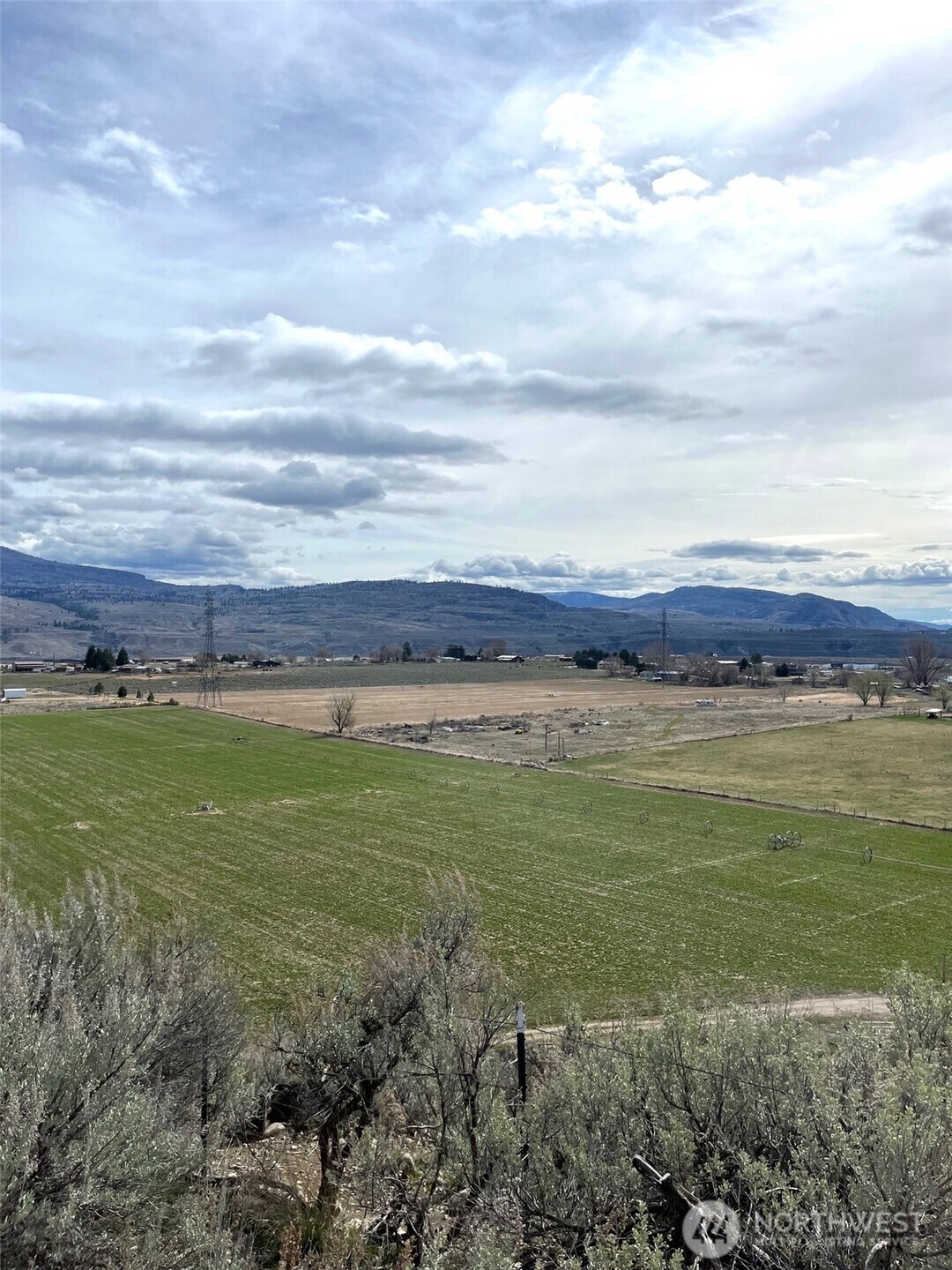 50 Cherokee Road , Omak, WA 98841