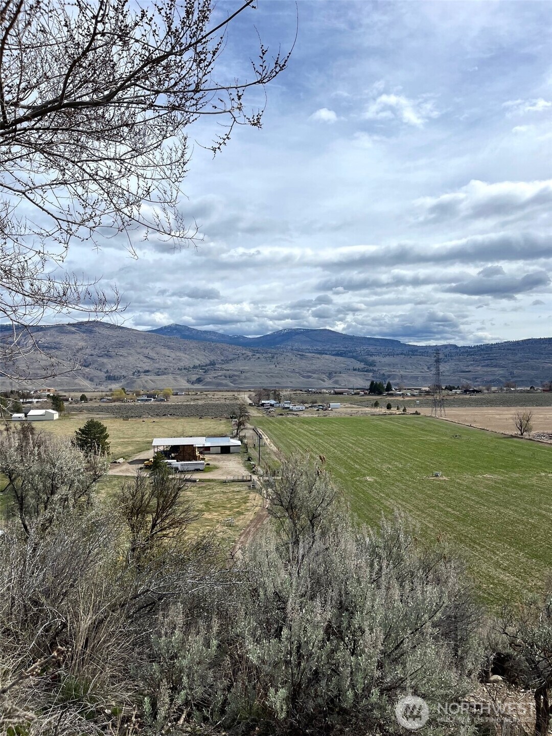 50 Cherokee Road , Omak, WA 98841