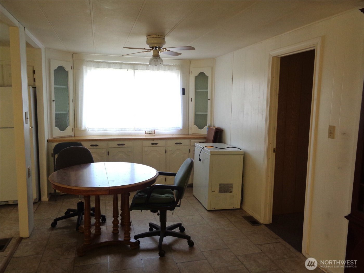 50 Cherokee Road , Omak, WA 98841