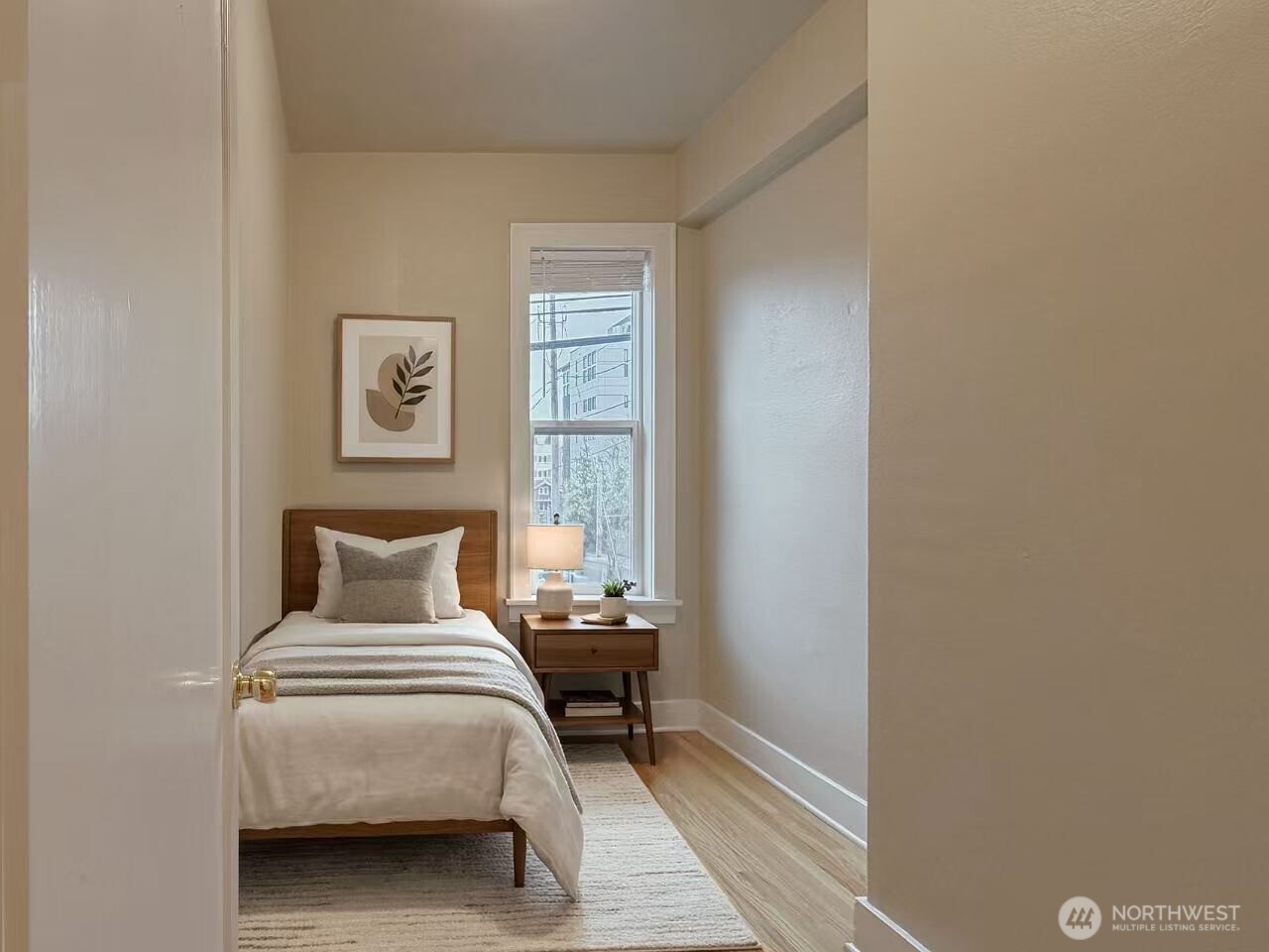 901 NE 43rd Street #201, Seattle, WA 98105