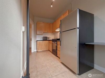 901 NE 43rd Street #201, Seattle, WA 98105 - Photo 23