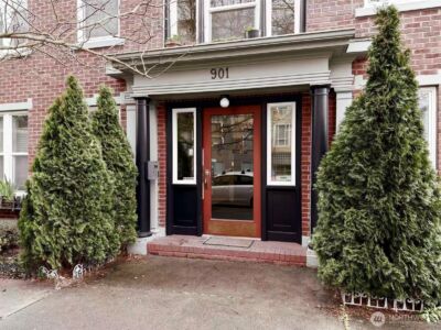 901 NE 43rd Street #201, Seattle, WA 98105 - Photo 3