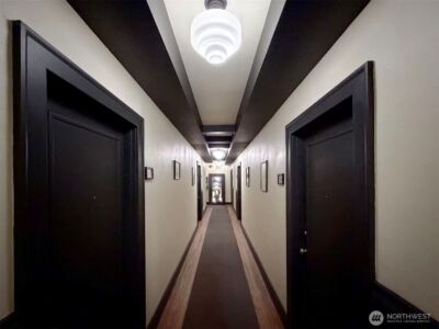 901 NE 43rd Street #201, Seattle, WA 98105 - Photo 6