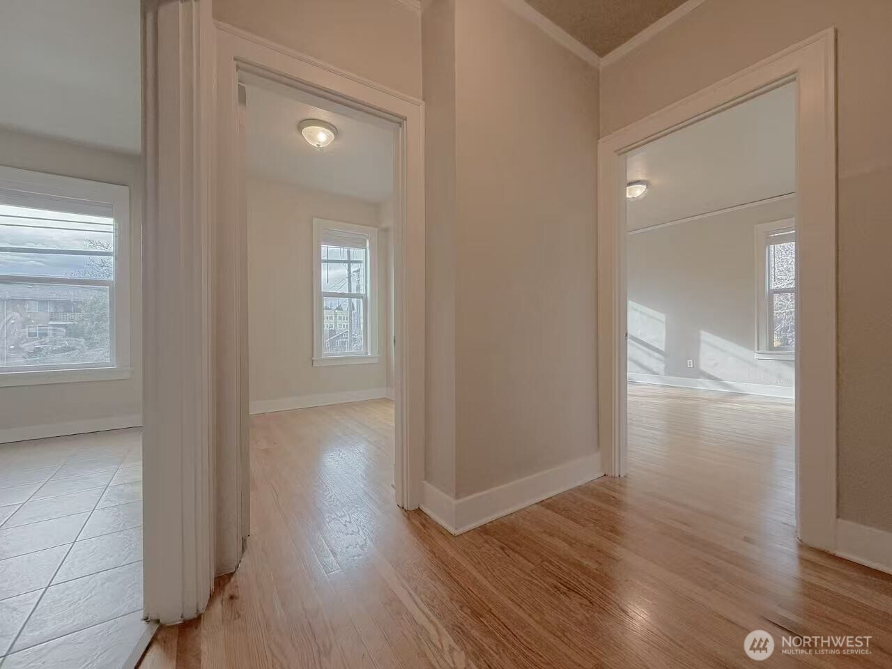 901 NE 43rd Street #201, Seattle, WA 98105