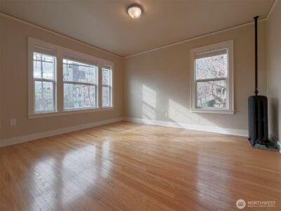 901 NE 43rd Street #201, Seattle, WA 98105 - Photo 8