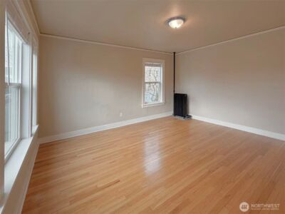 901 NE 43rd Street #201, Seattle, WA 98105 - Photo 10