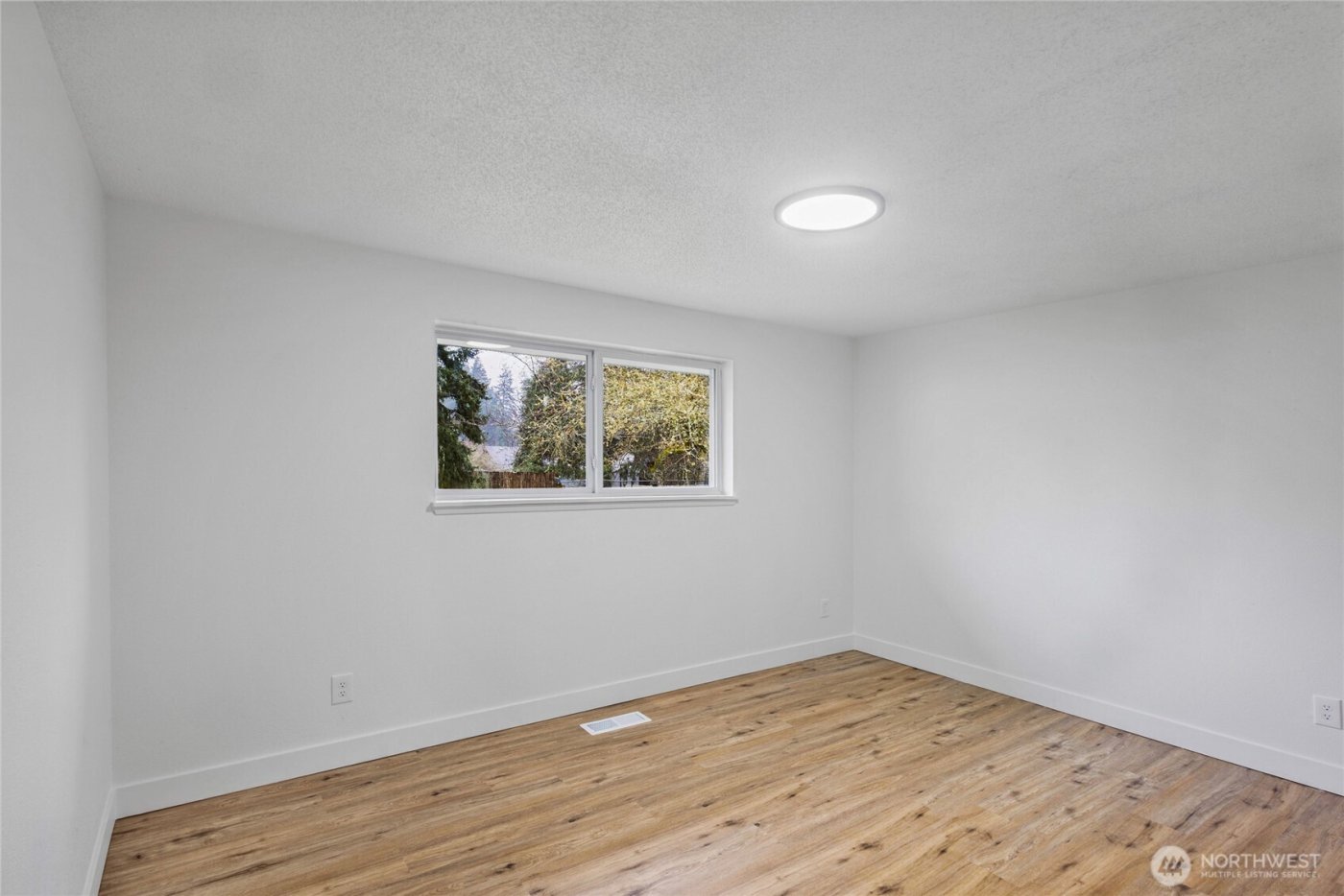 15017 11th Avenue Ct E, Tacoma, WA 98445