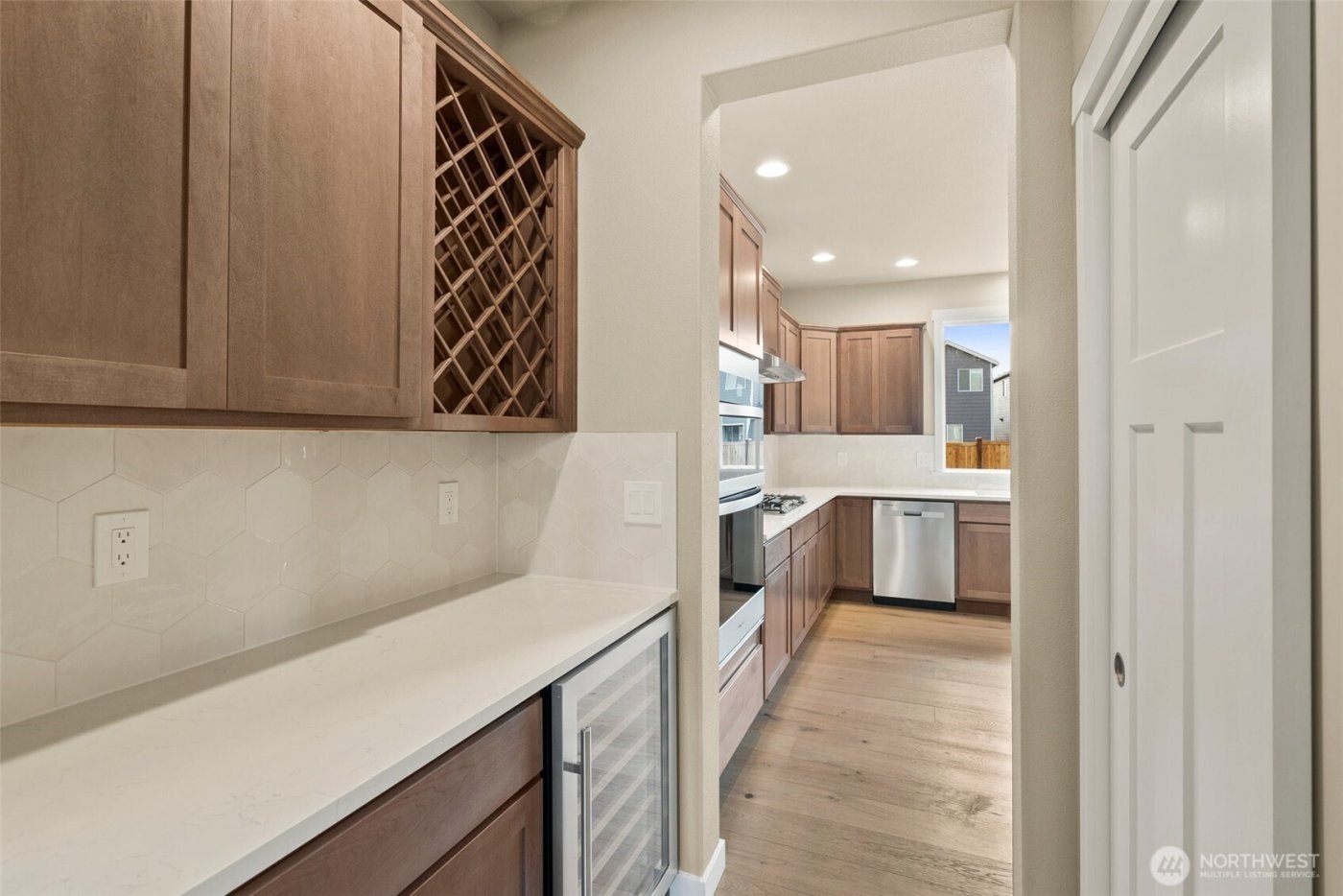 9001 Wyatt Court SE, Tumwater, WA 98501