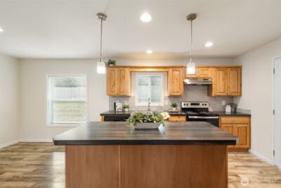 10206 SE Grandview Street , Port Orchard, WA 98366 - Photo 5