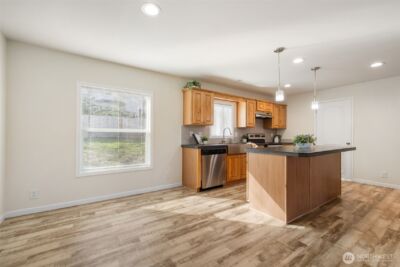 10206 SE Grandview Street , Port Orchard, WA 98366 - Photo 7