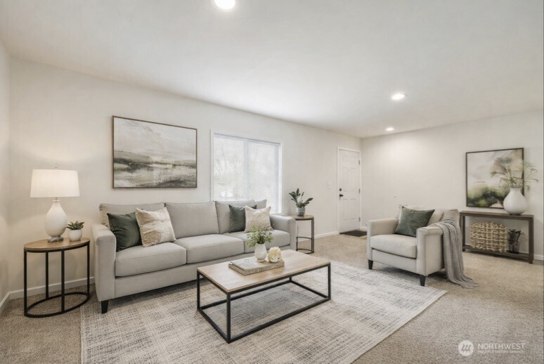 10206 SE Grandview Street , Port Orchard, WA 98366