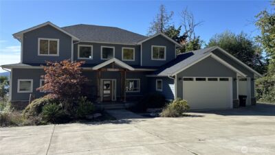 19253 E State Route 106 , Belfair, WA 98528