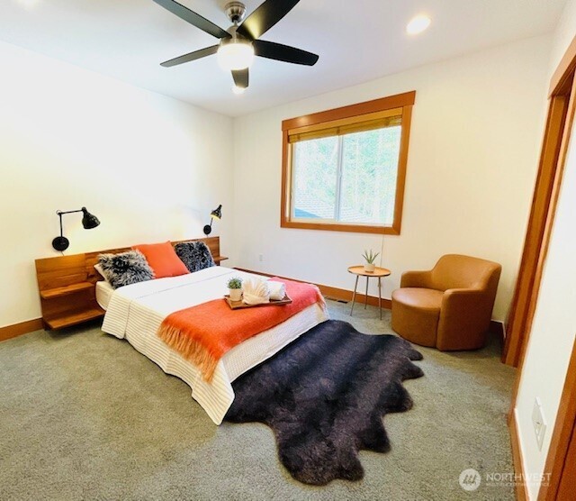 19253 E State Route 106 , Belfair, WA 98528