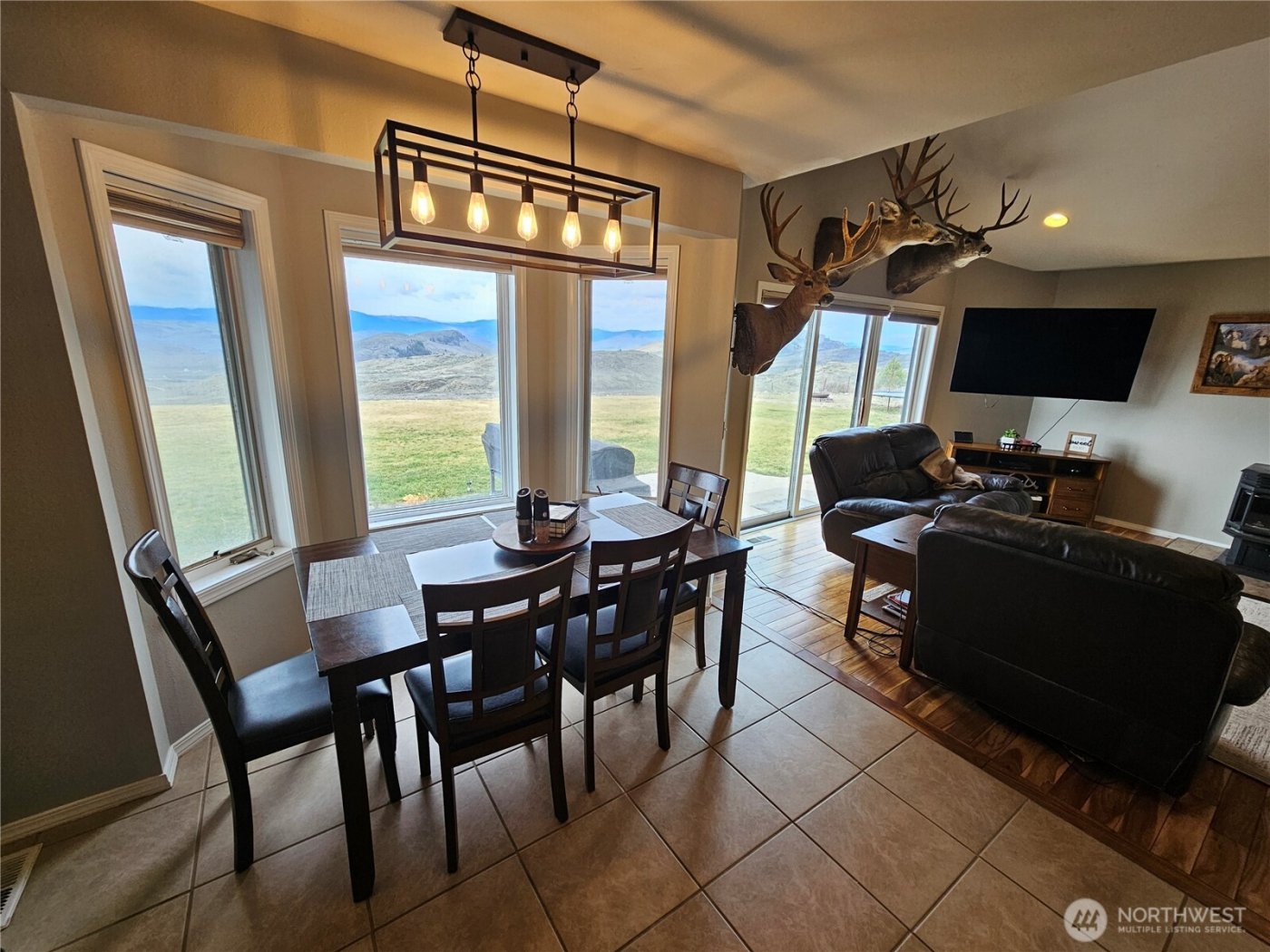 711 Havillah Road , Tonasket, WA 98855