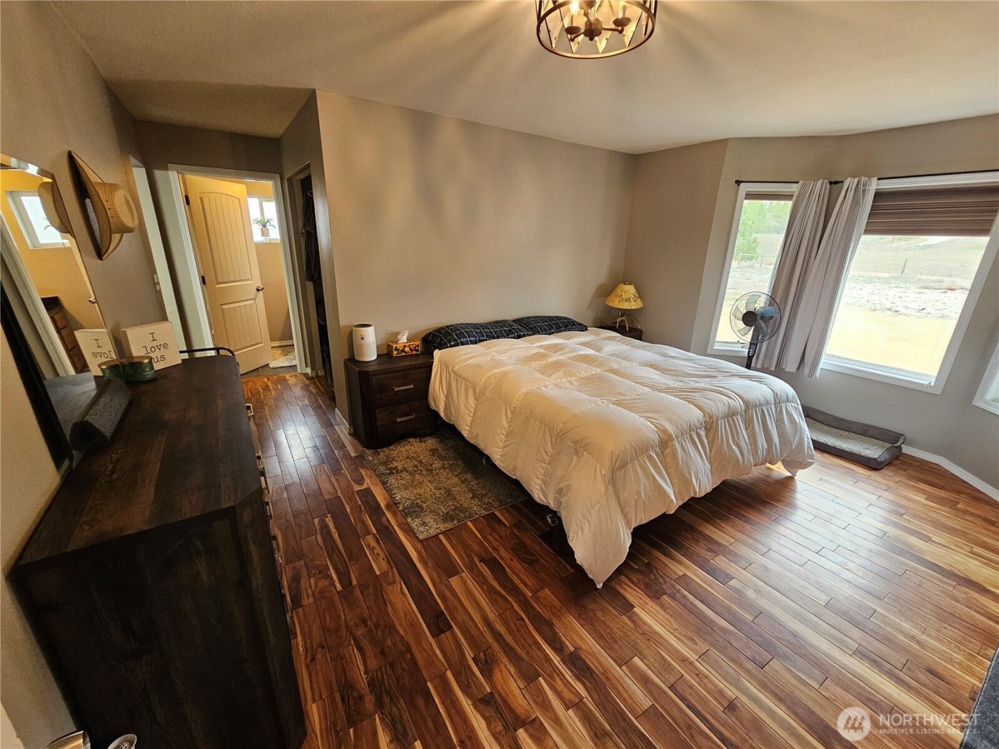711 Havillah Road , Tonasket, WA 98855