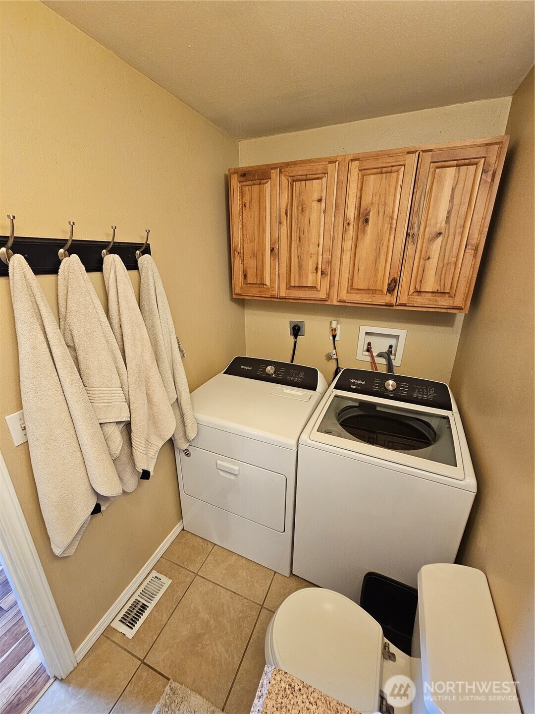 711 Havillah Road , Tonasket, WA 98855
