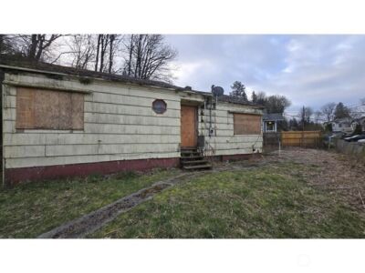 4010 22nd Avenue SW, Seattle, WA 98106 - Photo 2