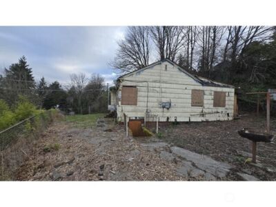 4010 22nd Avenue SW, Seattle, WA 98106 - Photo 5