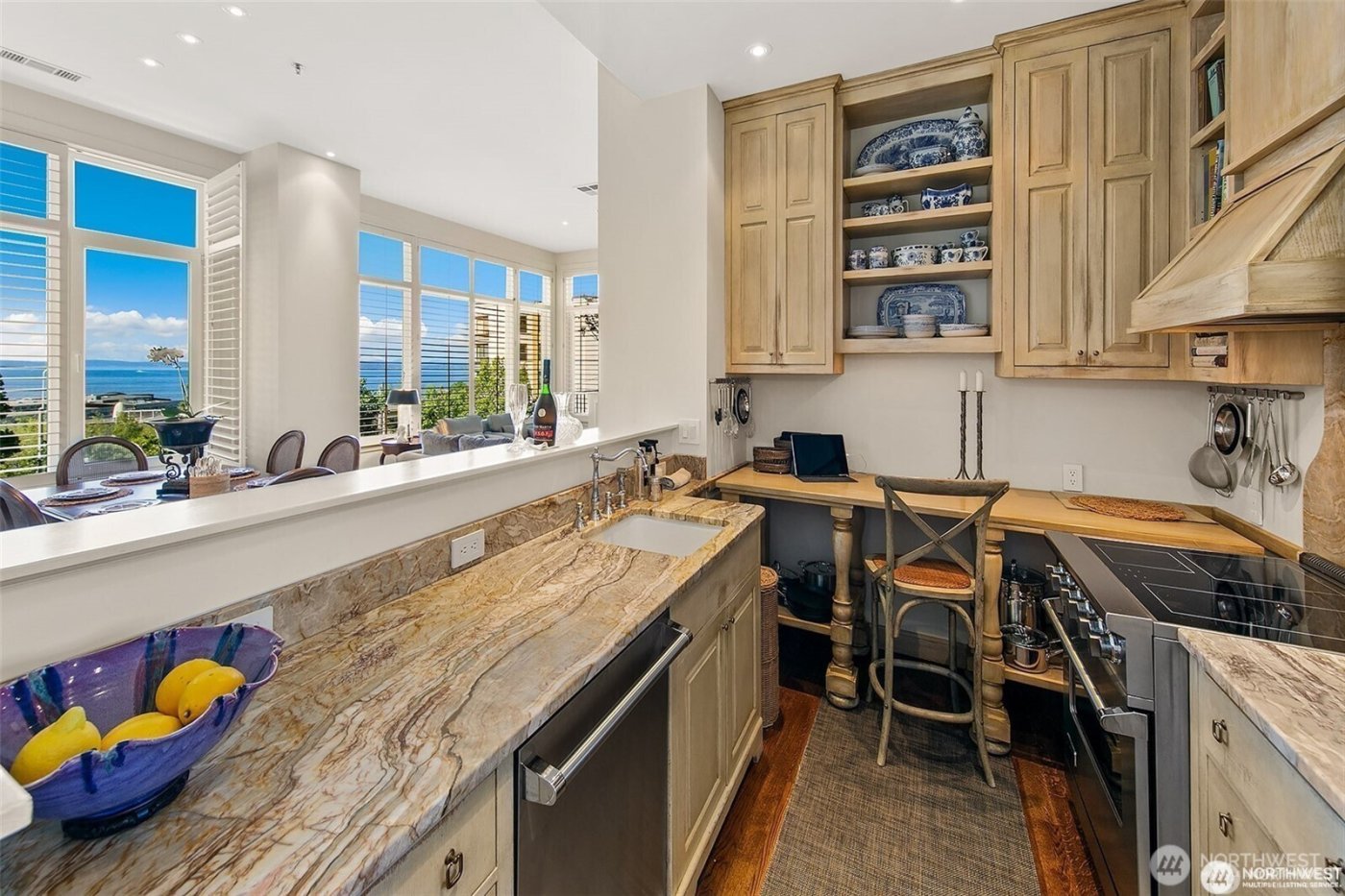 2801 1st Avenue #113, Seattle, WA 98121