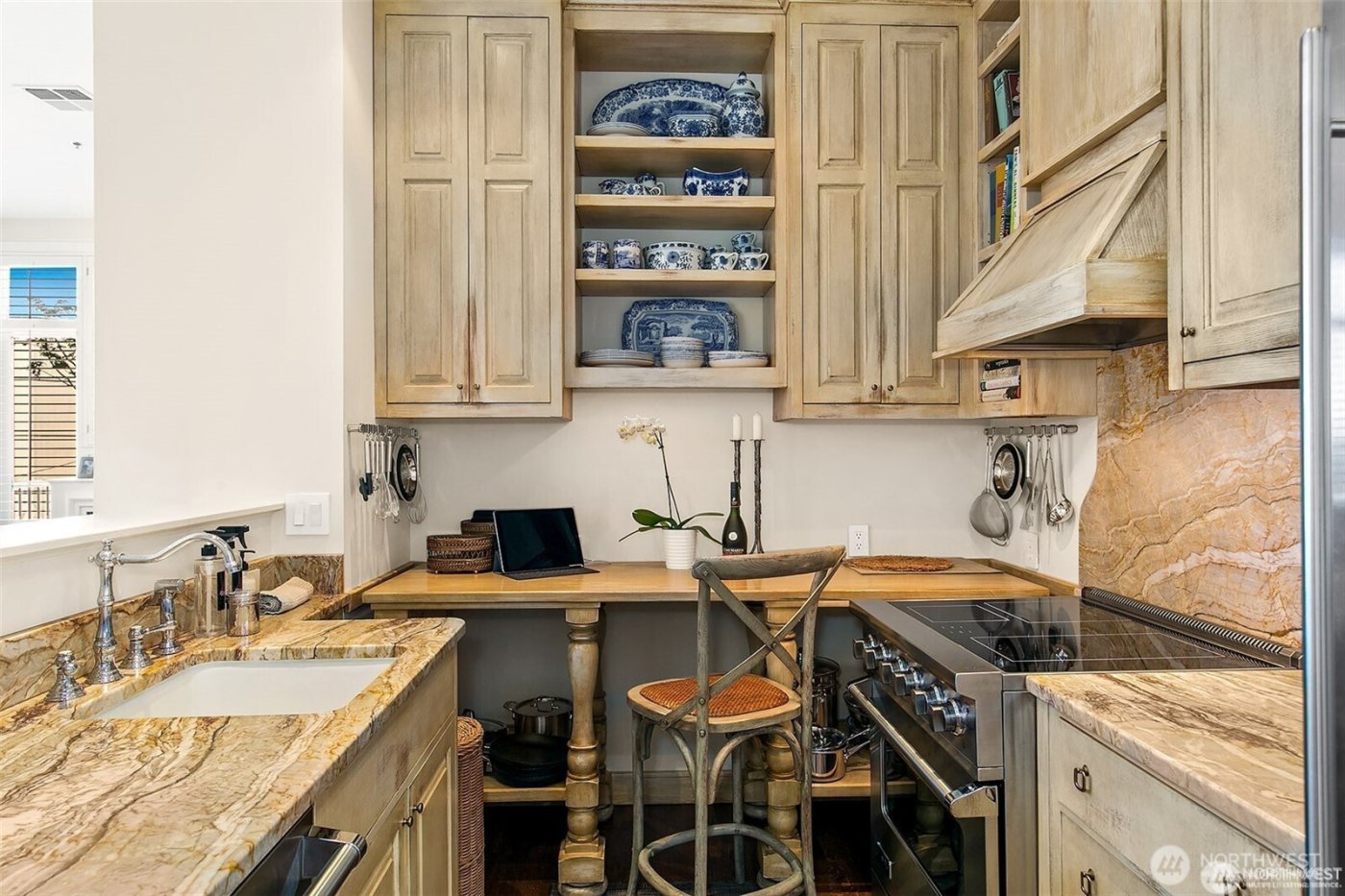 2801 1st Avenue #113, Seattle, WA 98121