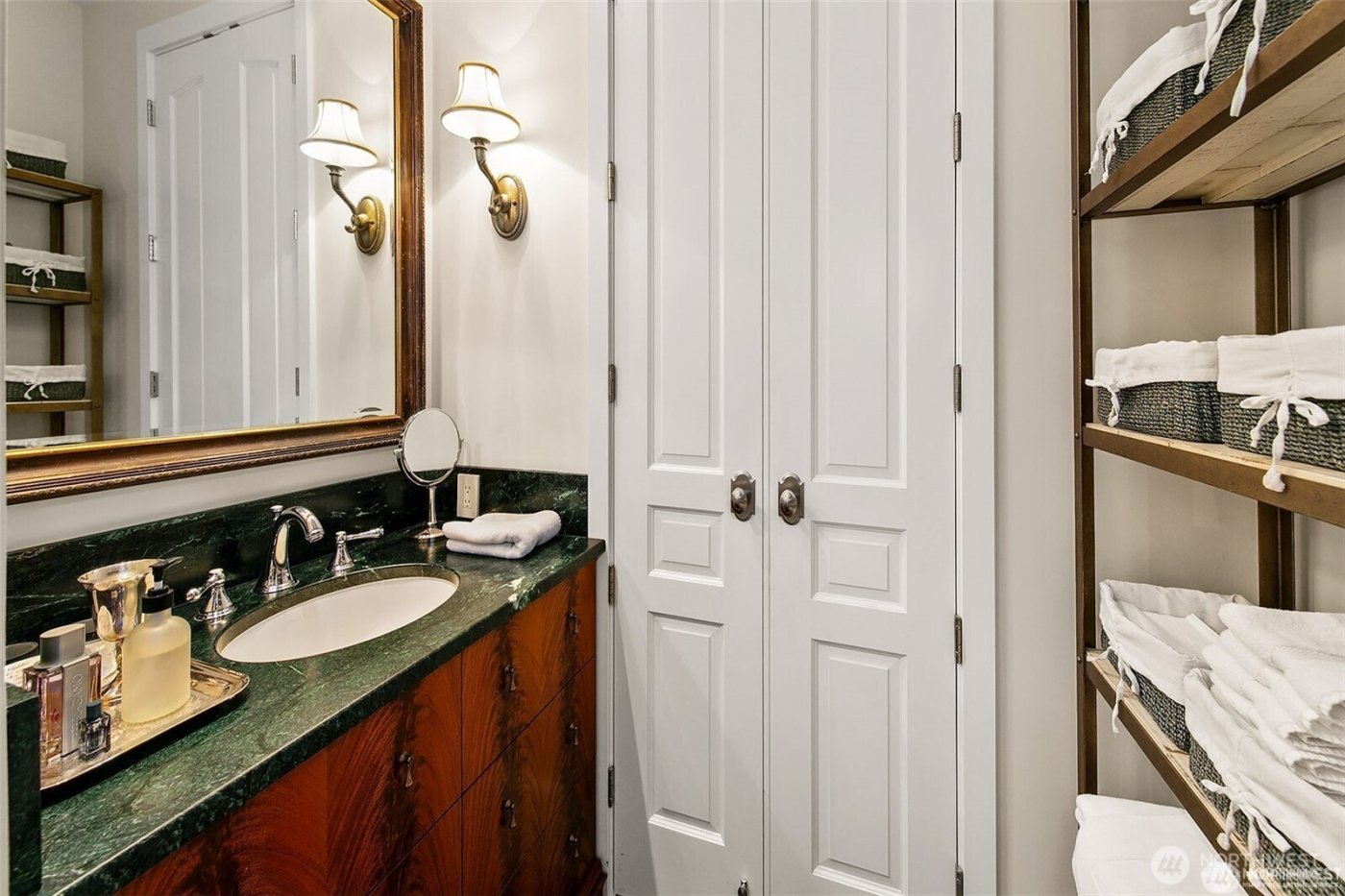 2801 1st Avenue #113, Seattle, WA 98121