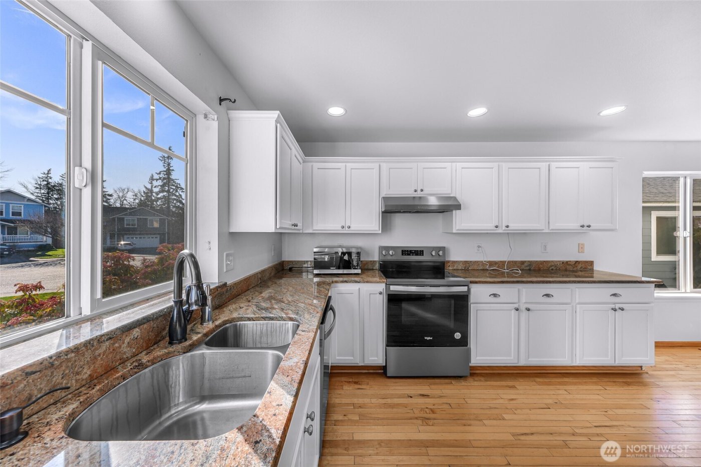 4139 Track Street , Bellingham, WA 98226