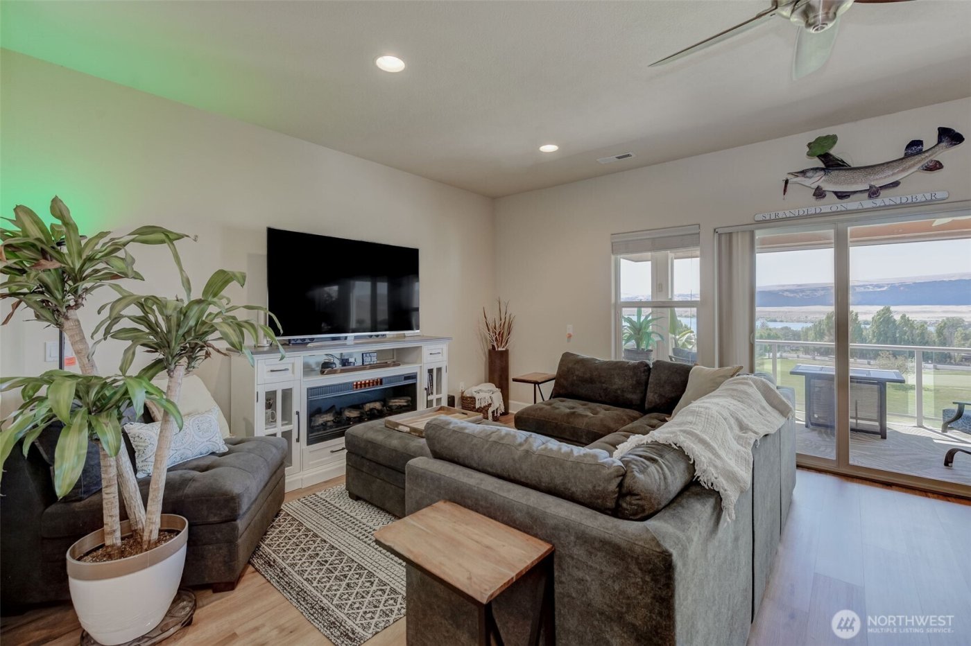 23318 Sunserra Loop NW #B-00, Quincy, WA 98848