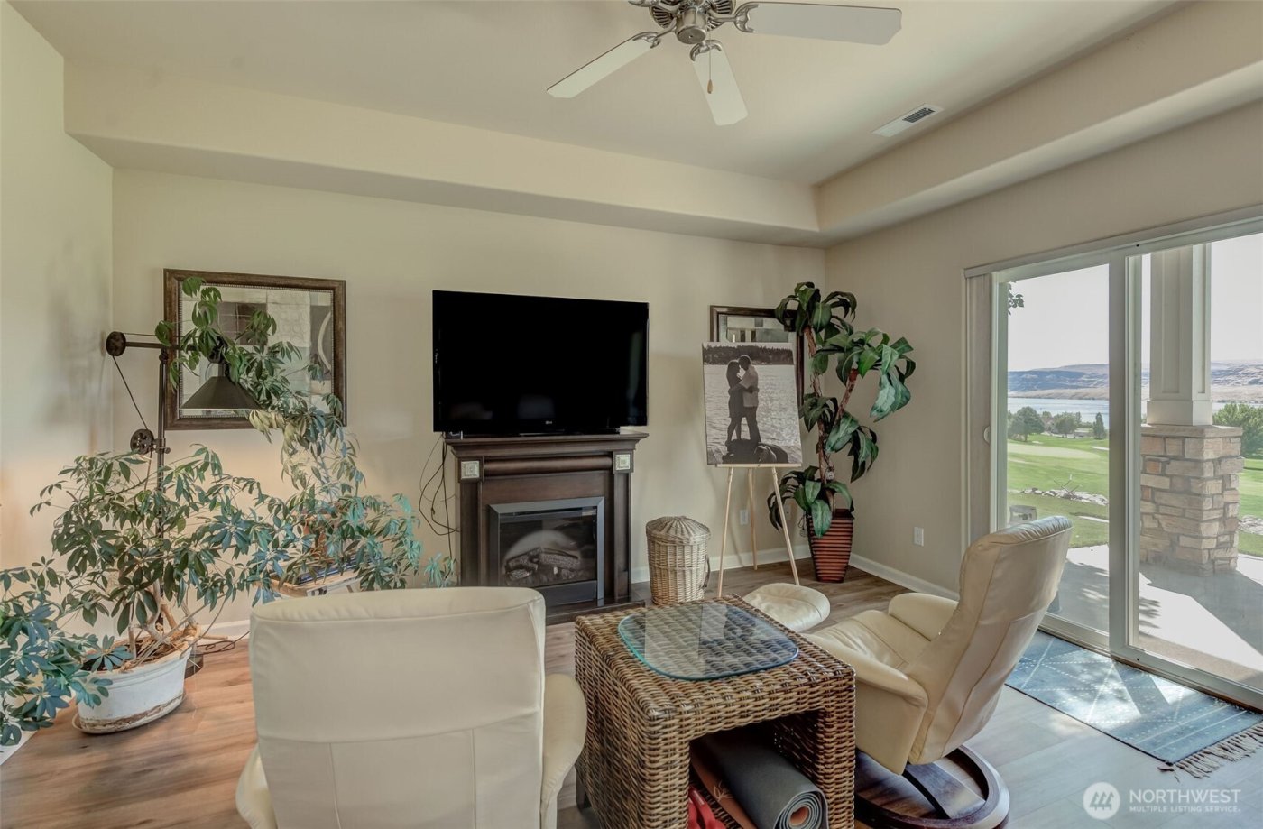 23318 Sunserra Loop NW #B-00, Quincy, WA 98848