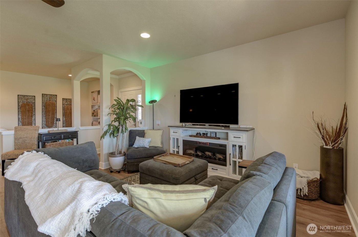 23318 Sunserra Loop NW #B-00, Quincy, WA 98848