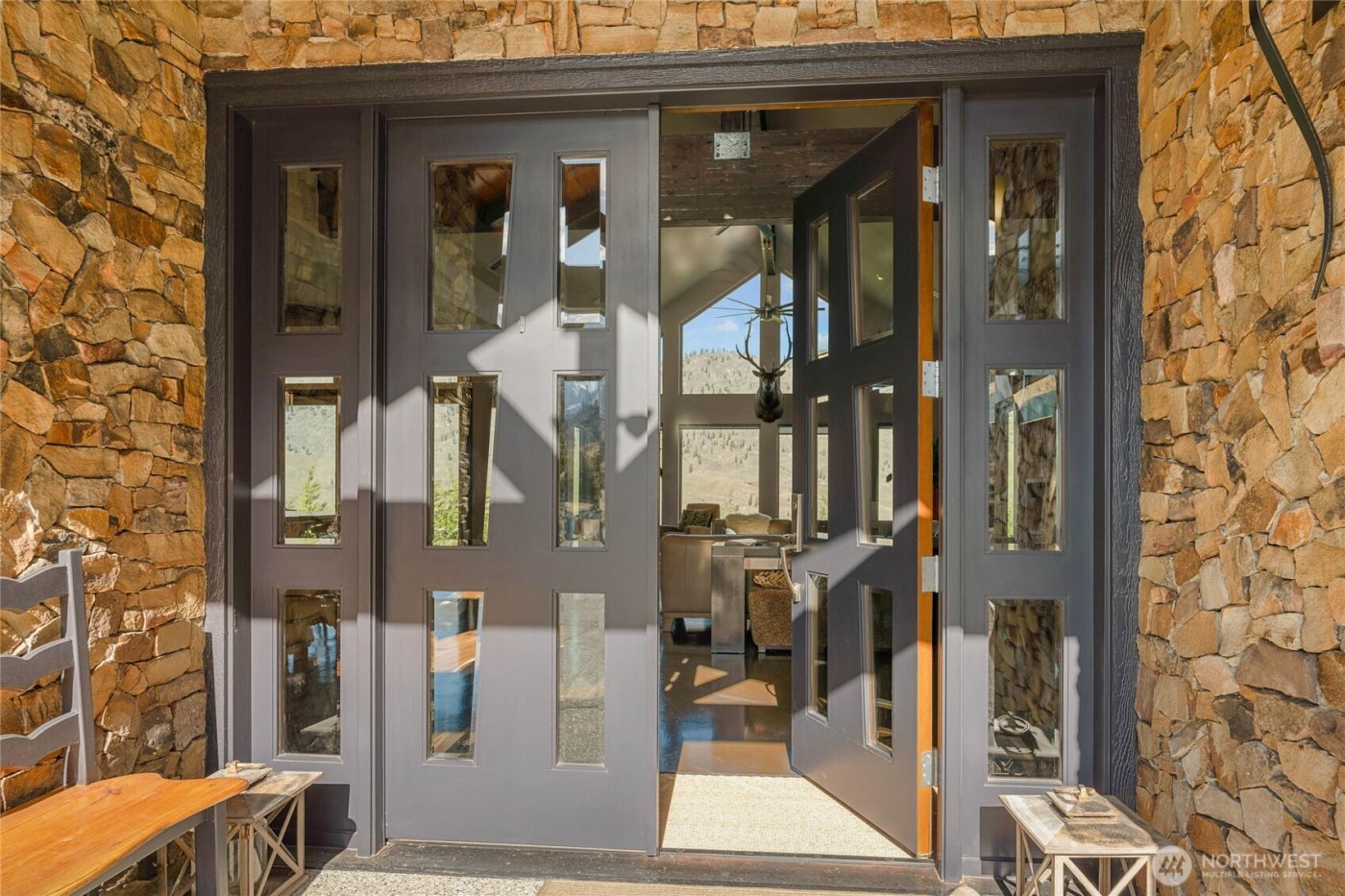 206 Mountain Lake Lane , Chelan, WA 98816