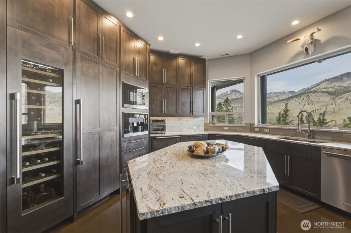 206 Mountain Lake Lane , Chelan, WA 98816